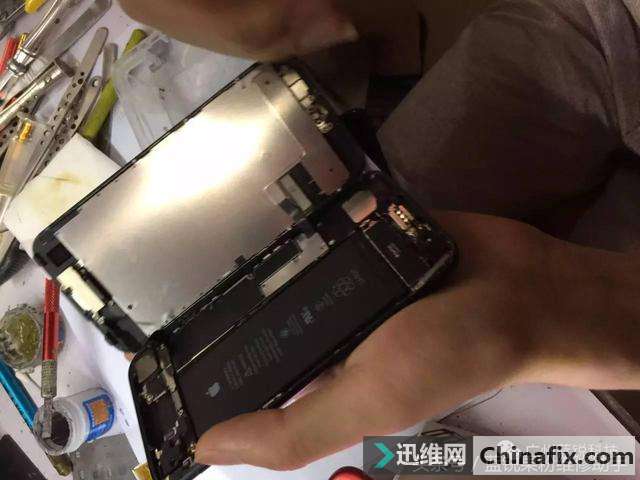 苹果手机7基带烧了咋办iphone7烧基带前兆-第2张图片-太平洋在线下载