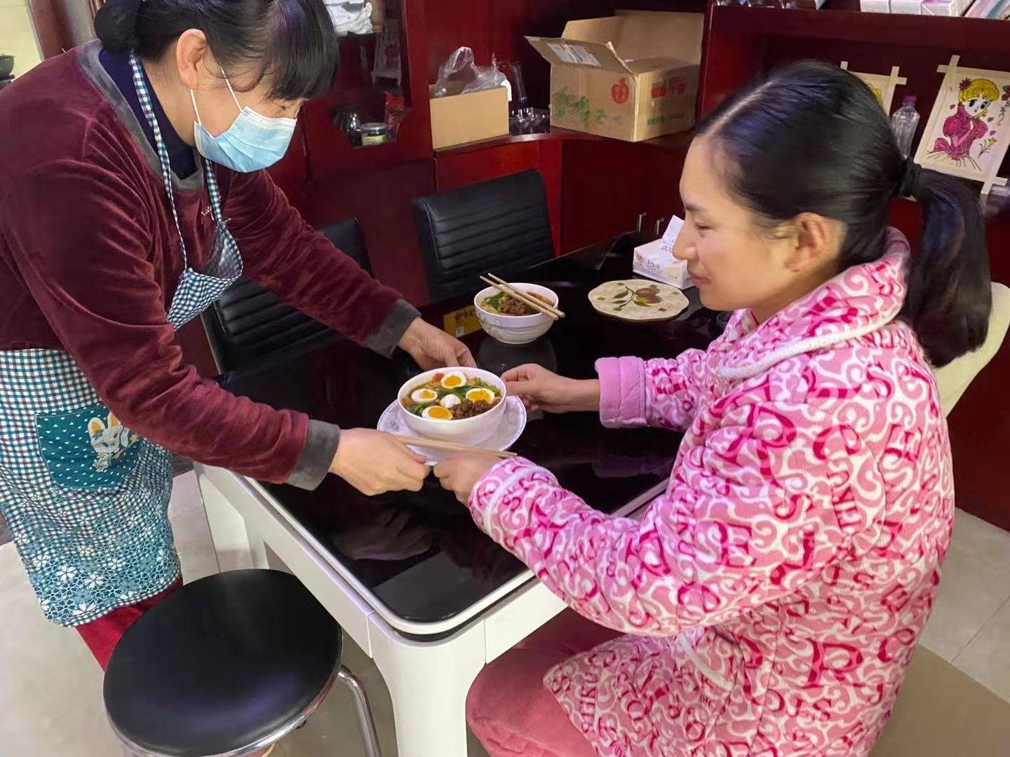 落星解说吃鸡苹果版下载:昆明正规月嫂中心，月子餐做到这一点，月嫂才够专业