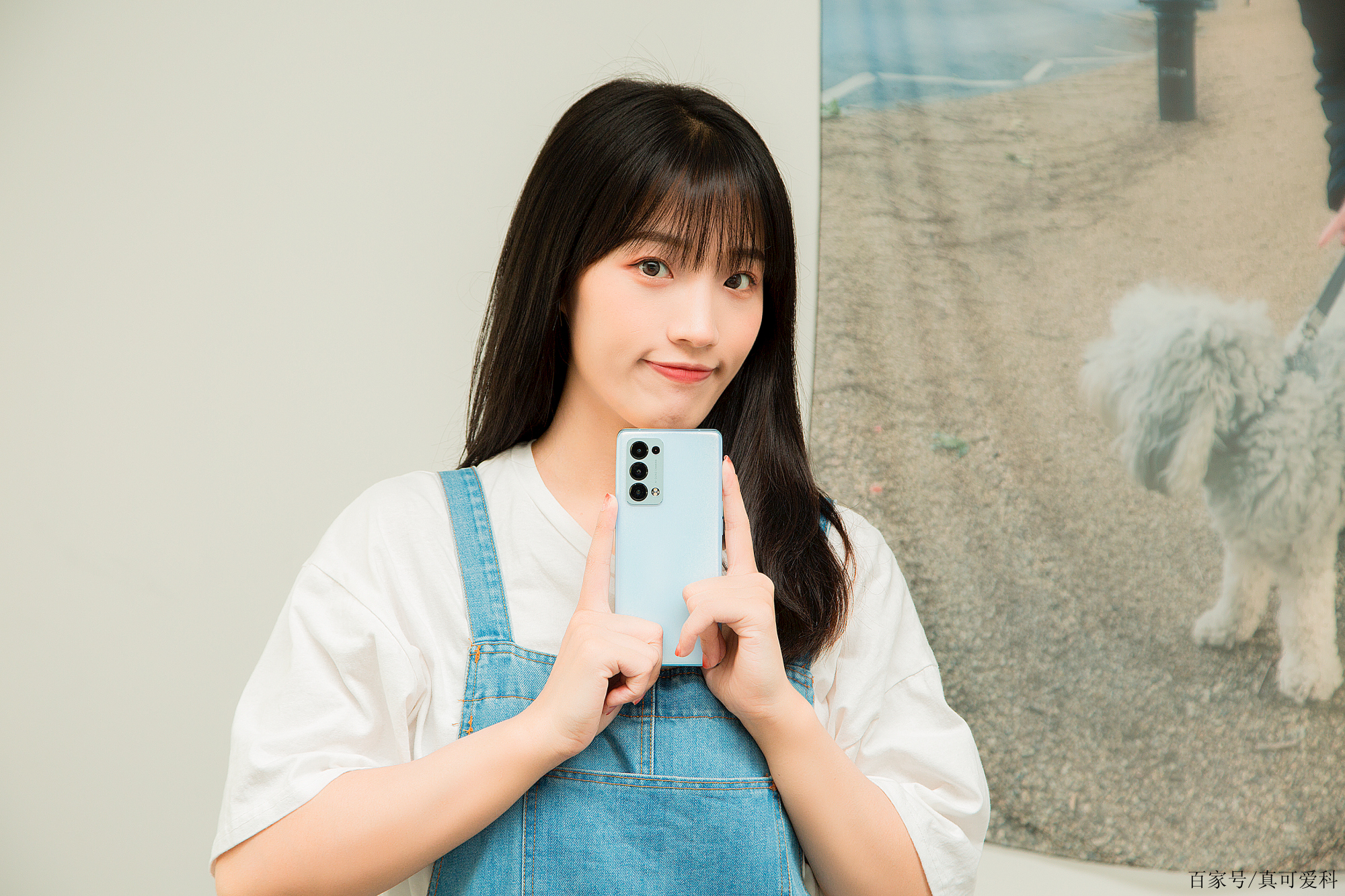 苹果版现实女友王鹤棣现实中的女朋友是谁