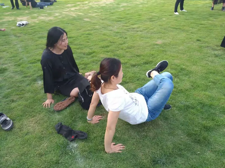 草根版小苹果尉氏版(小苹果免费阅读)-第4张图片-QuickQ官网 草根版小苹果尉氏版(小苹果免费阅读)-第4张图片-QuickQ官网